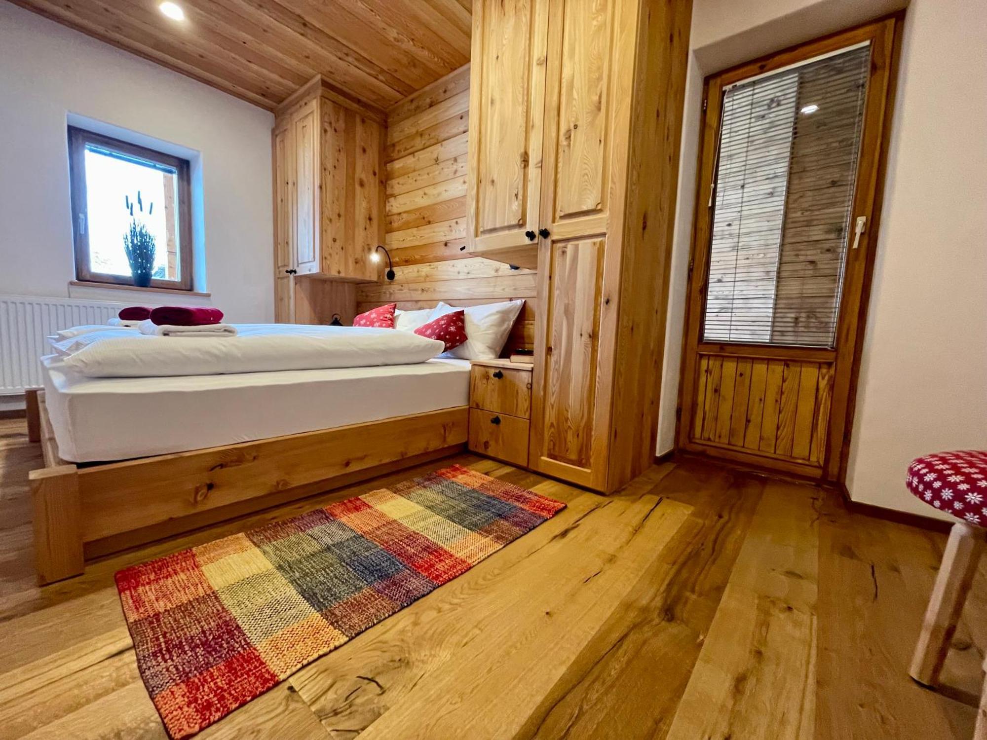 Hotel Surc Kranjska Gora Habitación foto