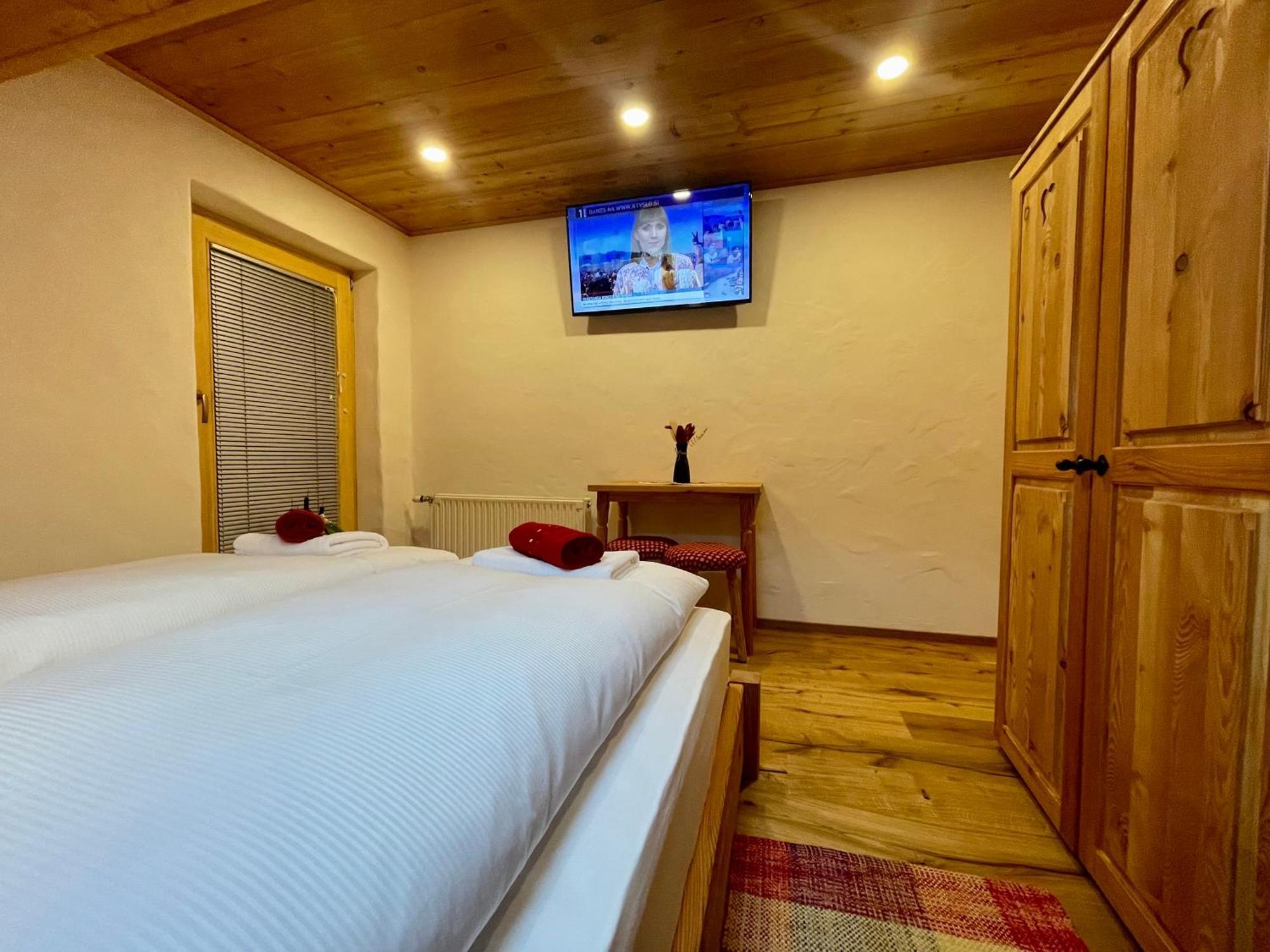Hotel Surc Kranjska Gora Habitación foto