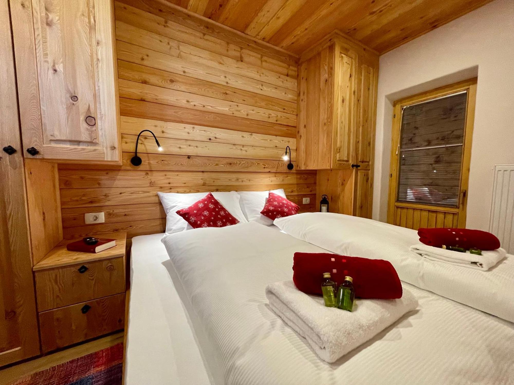 Hotel Surc Kranjska Gora Exterior foto